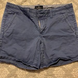 AEO size 4 midi Shorts